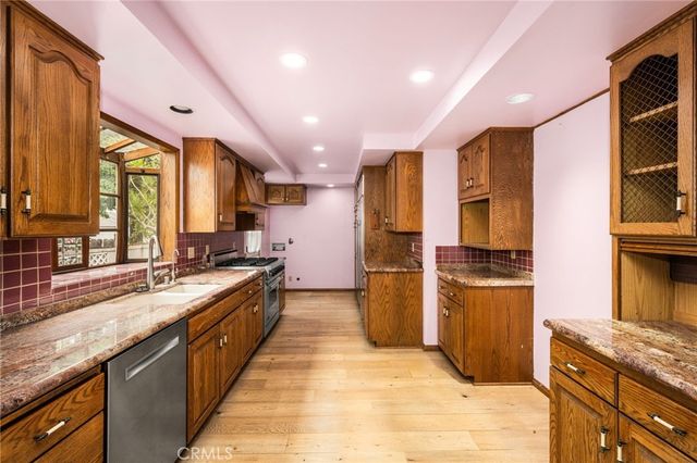 8037 Canna Circle, Buena Park, CA 90620