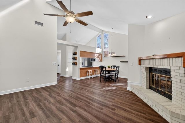 301 CLUSTERWOOD DRIVE, Yalaha, FL 34797