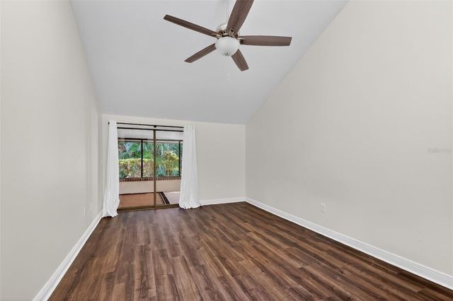 301 CLUSTERWOOD DRIVE, Yalaha, FL 34797