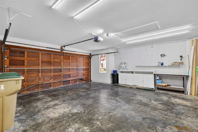 301 CLUSTERWOOD DRIVE, Yalaha, FL 34797