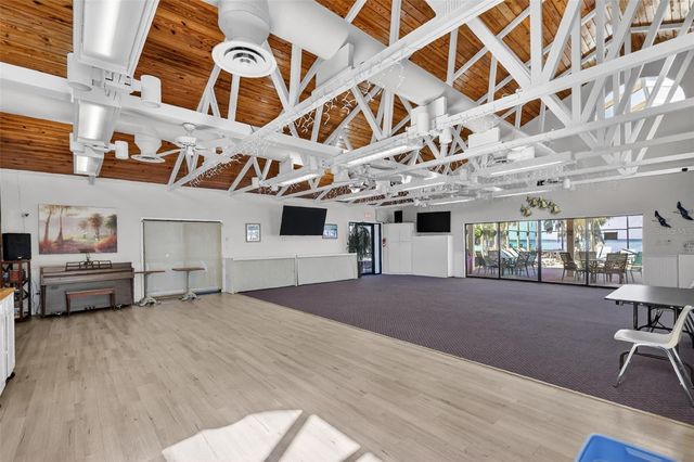 301 CLUSTERWOOD DRIVE, Yalaha, FL 34797