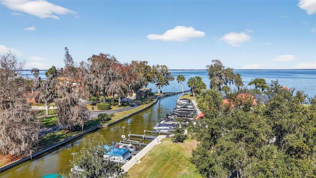 301 CLUSTERWOOD DRIVE, Yalaha, FL 34797