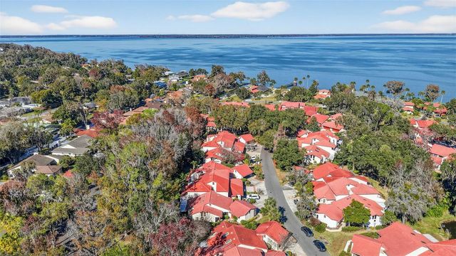 301 CLUSTERWOOD DRIVE, Yalaha, FL 34797