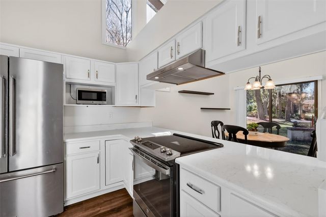 301 CLUSTERWOOD DRIVE, Yalaha, FL 34797