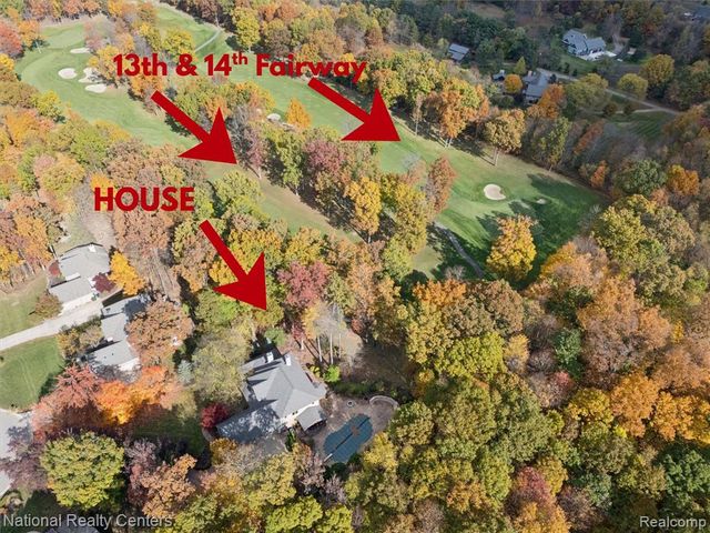 1569 Gleneagles, Highland, MI 48357