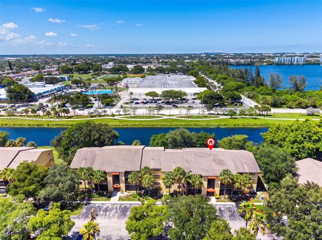 3007 N Oakland Forest Drive 107, Oakland Park, FL 33309