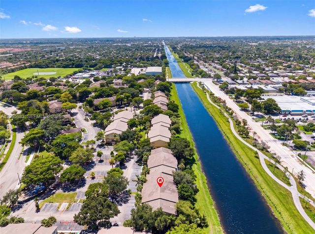 3007 N Oakland Forest Drive 107, Oakland Park, FL 33309