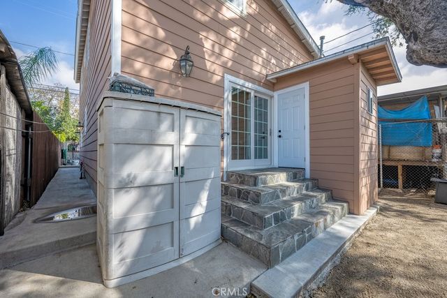 6834 Quinton Lane, Tujunga, CA 91042