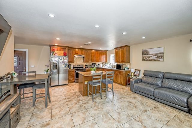 6834 Quinton Lane, Tujunga, CA 91042