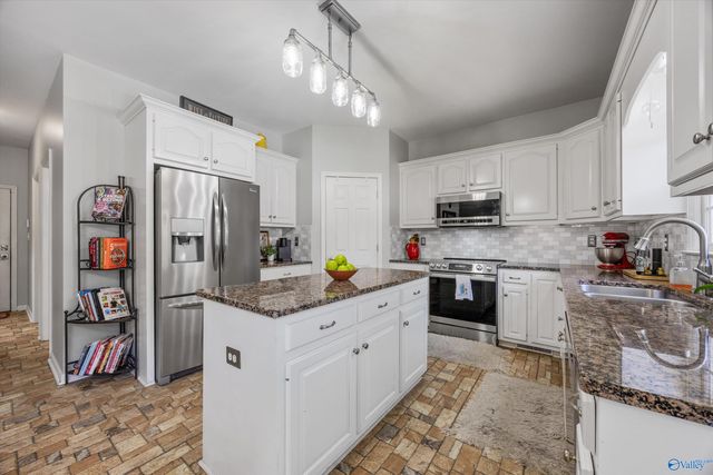 108 Ervington Place, Madison, AL 35758