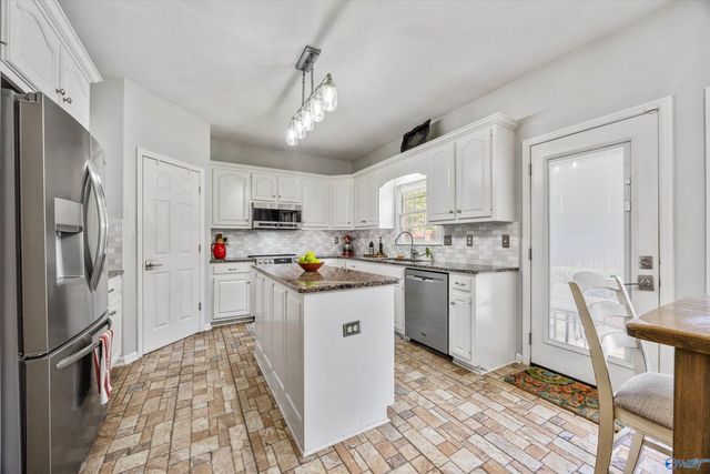 108 Ervington Place, Madison, AL 35758