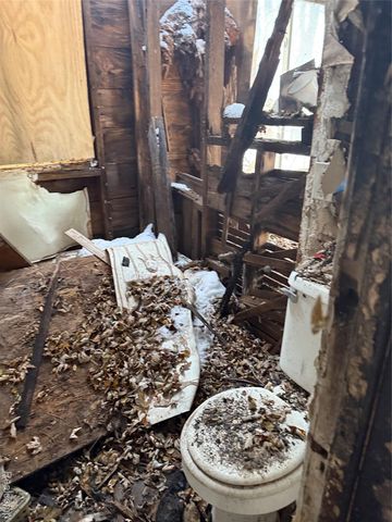 8315 Chalfonte Street, Detroit, MI 48238