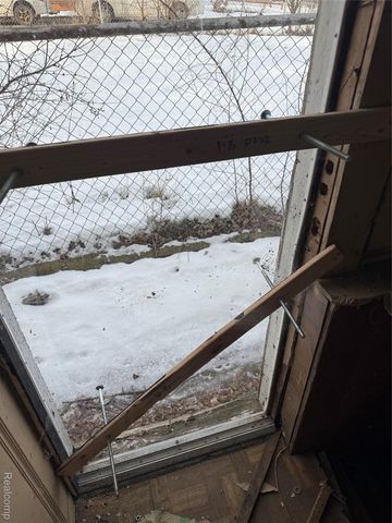 8315 Chalfonte Street, Detroit, MI 48238