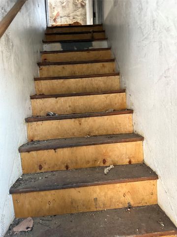 8315 Chalfonte Street, Detroit, MI 48238