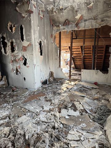 8315 Chalfonte Street, Detroit, MI 48238