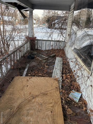 8315 Chalfonte Street, Detroit, MI 48238