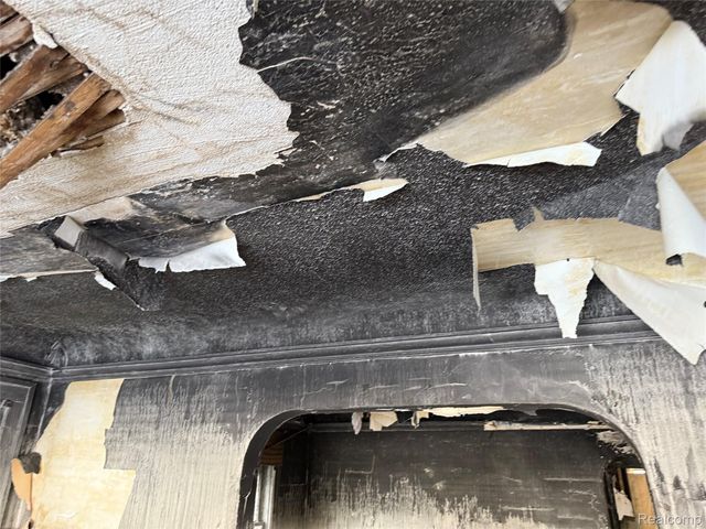 8315 Chalfonte Street, Detroit, MI 48238