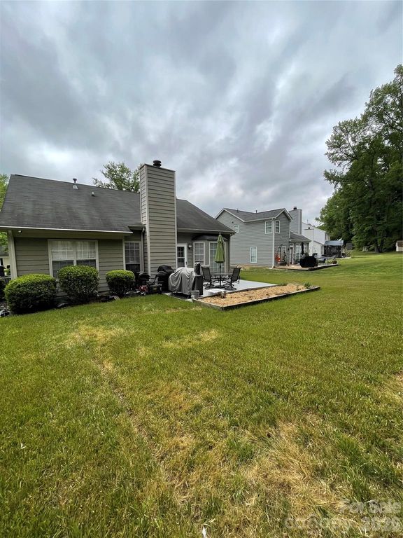 3102 Mintleaf Drive, Charlotte, NC 28269