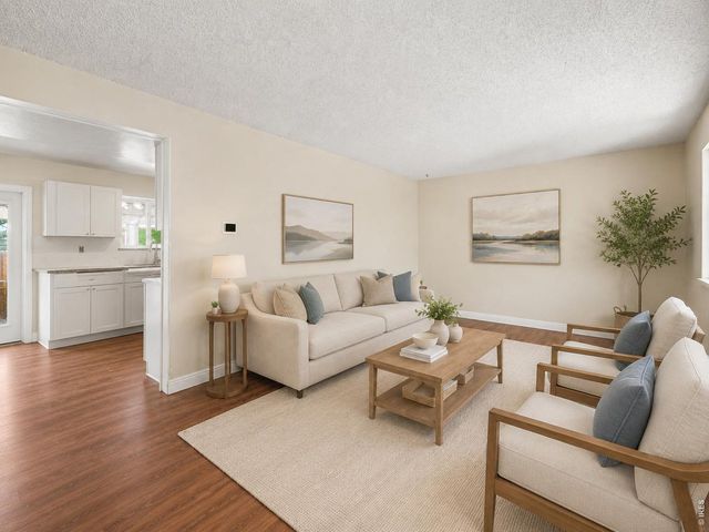 2900 Wagonwheel Ct, Fort Collins, CO 80526