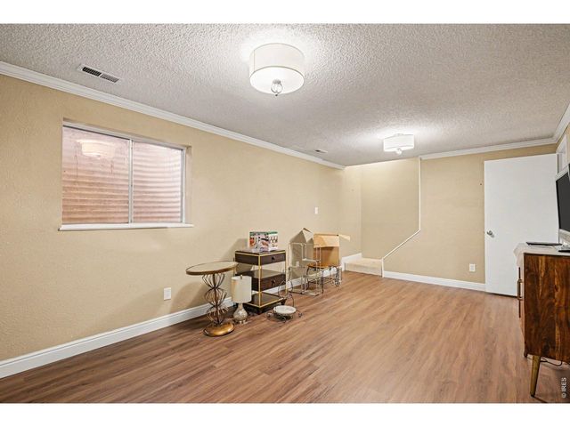 2900 Wagonwheel Ct, Fort Collins, CO 80526