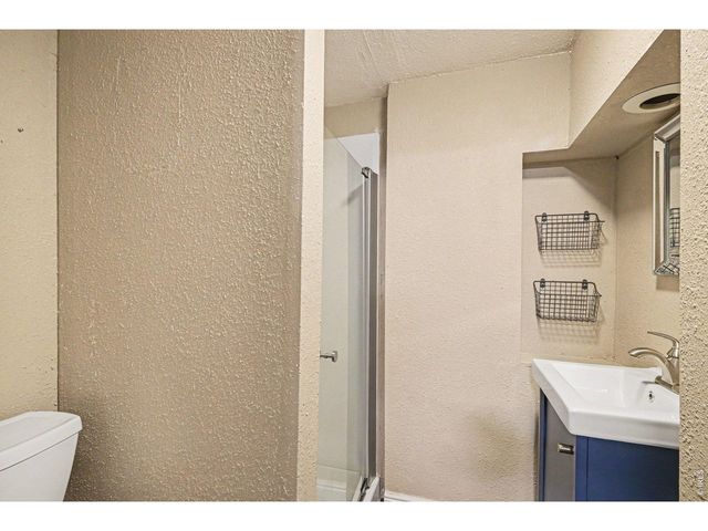 2900 Wagonwheel Ct, Fort Collins, CO 80526