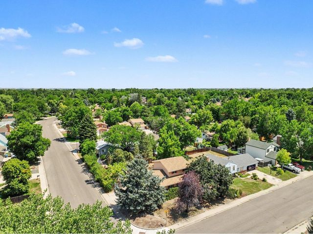 2900 Wagonwheel Ct, Fort Collins, CO 80526