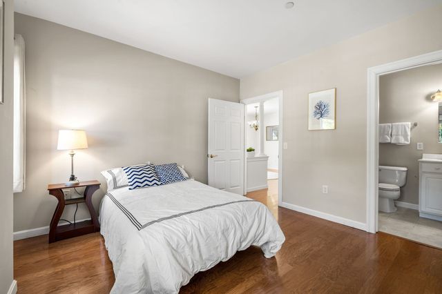 210 Chickering Rd 201A, North Andover, MA 01845