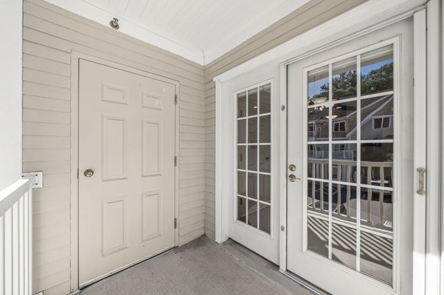 210 Chickering Rd 201A, North Andover, MA 01845