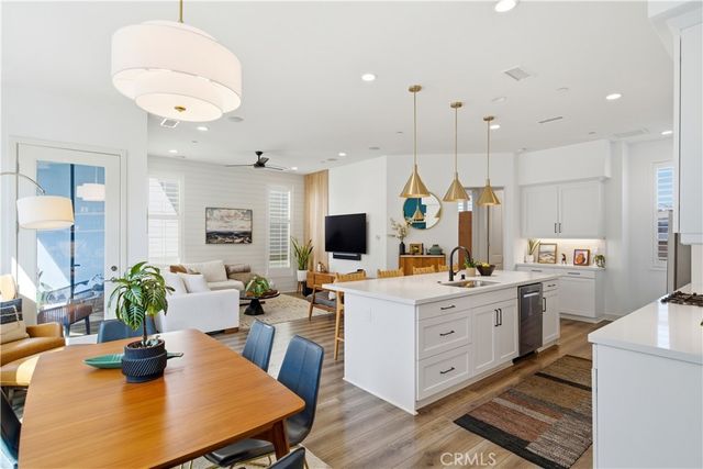 2112 Tidewater Circle, Costa Mesa, CA 92627