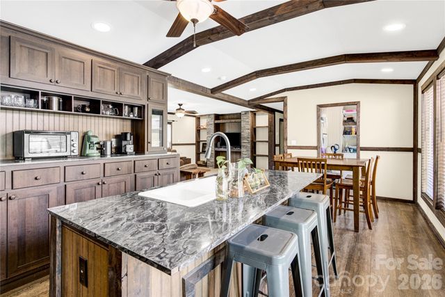 3770 Macklin Street, Claremont, NC 28610