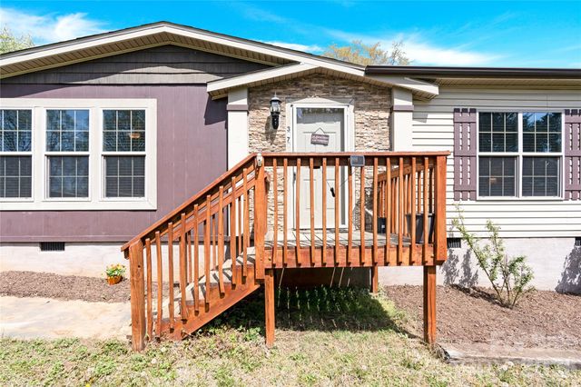 3770 Macklin Street, Claremont, NC 28610