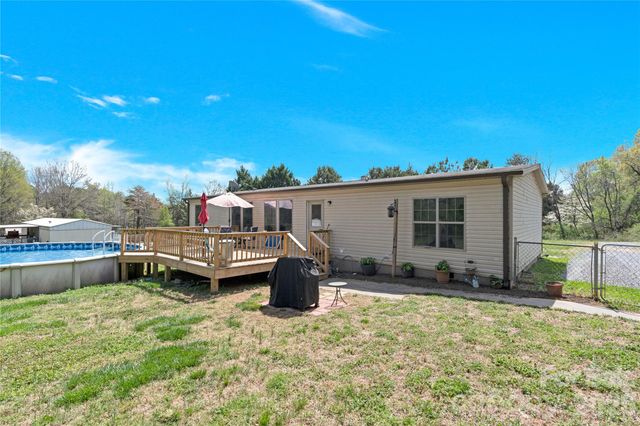 3770 Macklin Street, Claremont, NC 28610