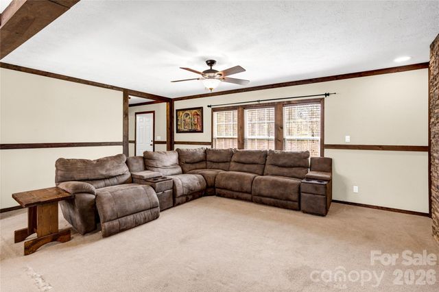 3770 Macklin Street, Claremont, NC 28610