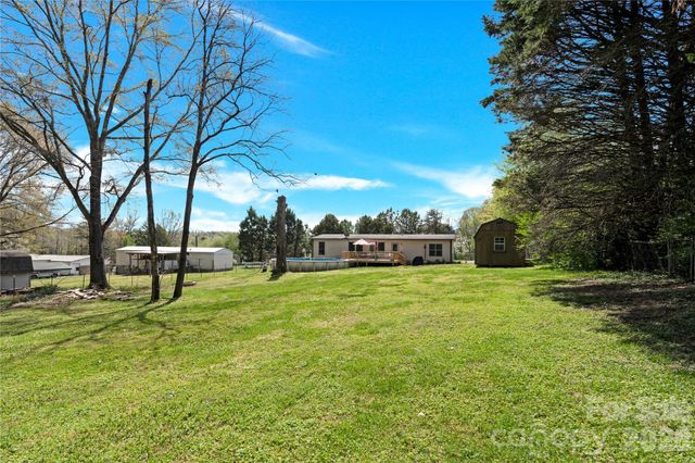 3770 Macklin Street, Claremont, NC 28610