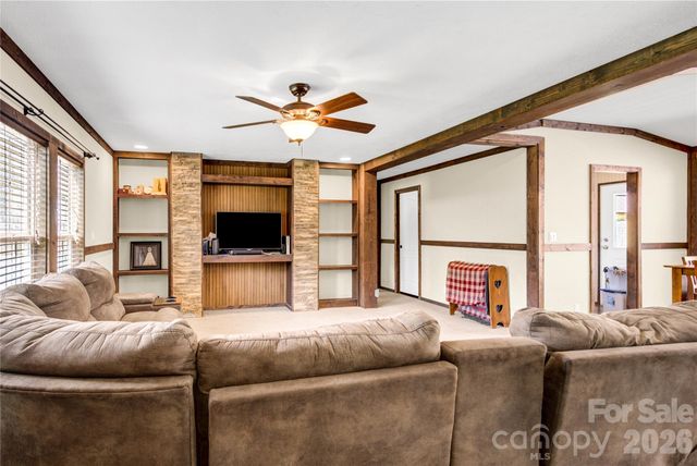 3770 Macklin Street, Claremont, NC 28610