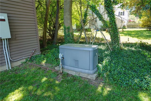210 Elm Drive, Rochester, NY 14609