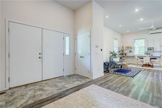 210 Elm Drive, Rochester, NY 14609