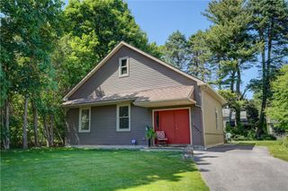 210 Elm Drive, Rochester, NY 14609