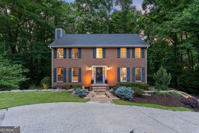 515 Bellfield Court, Roswell, GA 30076