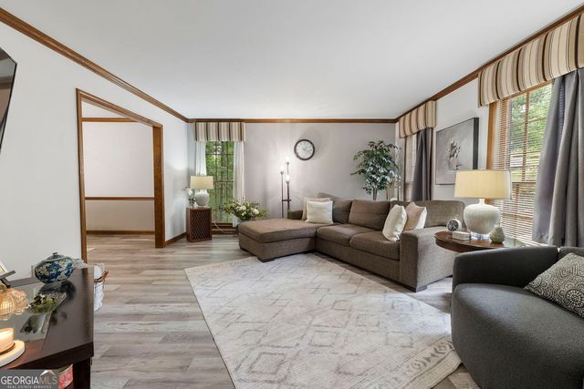 515 Bellfield Court, Roswell, GA 30076