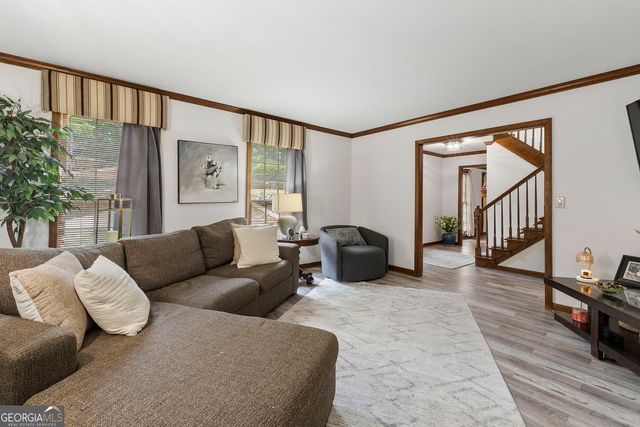 515 Bellfield Court, Roswell, GA 30076