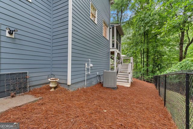 515 Bellfield Court, Roswell, GA 30076