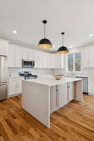 16 Landing Way, Rochester, NH 03868