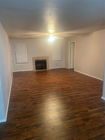 9700 Leawood Boulevard 702, Houston, TX 77099