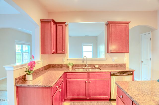 1430 Vandenberg Drive, Fayetteville, NC 28312