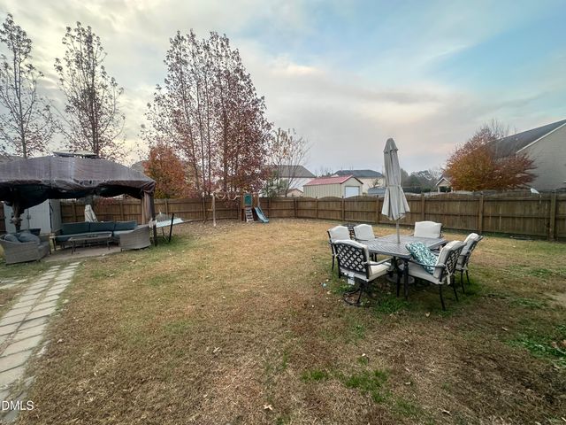 1430 Vandenberg Drive, Fayetteville, NC 28312