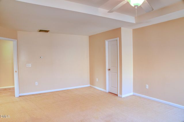 1430 Vandenberg Drive, Fayetteville, NC 28312