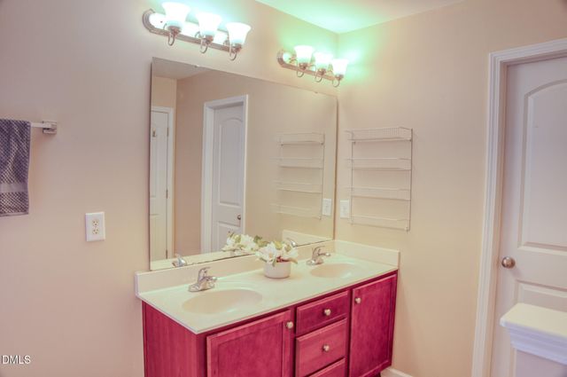 1430 Vandenberg Drive, Fayetteville, NC 28312