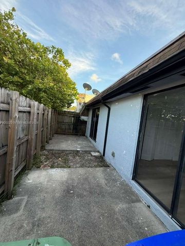 1309 NW 8th Ave, Fort Lauderdale, FL 33311