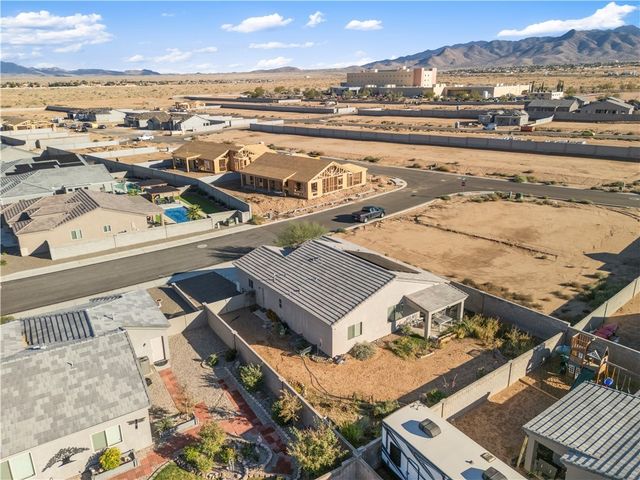 3353 Bermuda Street, Kingman, AZ 86401